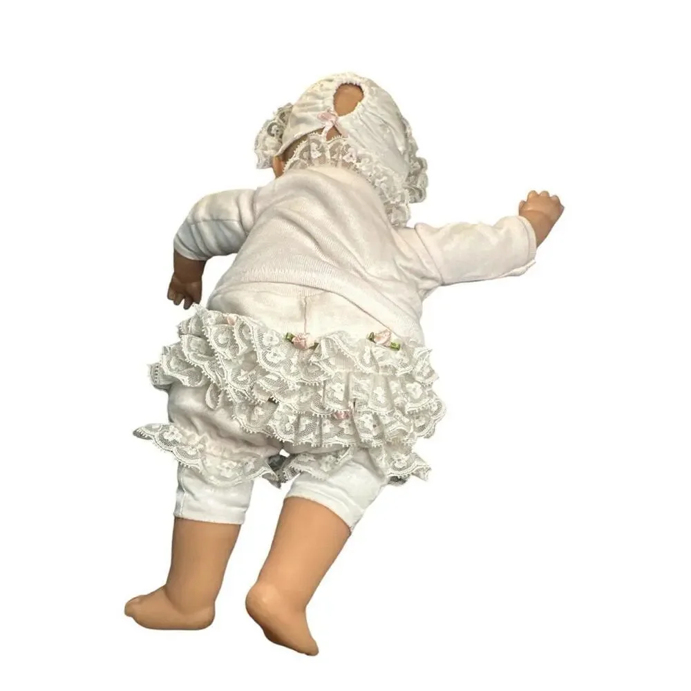 Baby Doll 2017 cute as a button 16”she cry’s and laughs